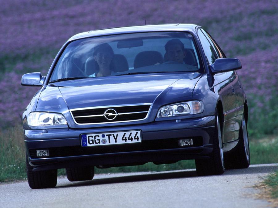  Opel Omega 1999 года  (фото 9 из 30)